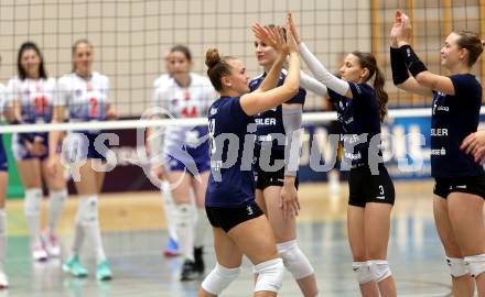 Volleyball. CEV Volleyball Challenge Cup 2024  Women. ATSC Wildcats gegen ZOK UB (SRB).     HOLZINGER Nicole, KATZ Isabella (Wildcats). Klagenfurt, am 11.10.2023.
Foto: Kuess
www.qspictures.net
---
pressefotos, pressefotografie, kuess, qs, qspictures, sport, bild, bilder, bilddatenbank