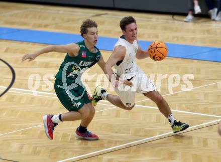 Basketball 2. Liga 2023/2024. Grunddurchgang 2. Runde.  KOS Celovec gegen Dornbirn Lions.  Niklas Michel (KOS),  Felix Erath (Dornbirn). Klagenfurt, am 14.10.2023.
Foto: Kuess
www.qspictures.net
---
pressefotos, pressefotografie, kuess, qs, qspictures, sport, bild, bilder, bilddatenbank