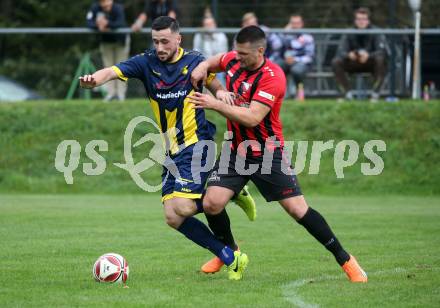 Fussball. 1. Klasse B. Arnoldstein gegen Noetsch.  Nermin Konjevic (Arnoldstein),  Elvis Beganovic  (Noetsch).  Arnoldstein, am 14.10.2023.
Foto: Kuess
---
pressefotos, pressefotografie, kuess, qs, qspictures, sport, bild, bilder, bilddatenbank