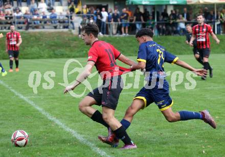 Fussball. 1. Klasse B. Arnoldstein gegen Noetsch.   Mohamed Oumghar (Arnoldstein),   Lucas Mosser (Noetsch).  Arnoldstein, am 14.10.2023.
Foto: Kuess
---
pressefotos, pressefotografie, kuess, qs, qspictures, sport, bild, bilder, bilddatenbank