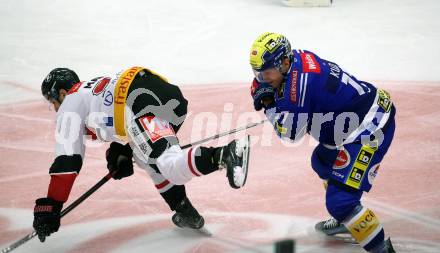 EBEL. Eishockey Bundesliga. EC VSV gegen BEMER Pioneers Vorarlberg.  Arturs Kulda, (VSV) Luka Maver (Vorarlberg). Villach, am 14.10.2023
Foto: Kuess
www.qspictures.net
---
pressefotos, pressefotografie, kuess, qs, qspictures, sport, bild, bilder, bilddatenbank