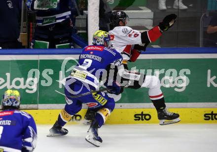 EBEL. Eishockey Bundesliga. EC VSV gegen BEMER Pioneers Vorarlberg. Dylan MacPherson,   (VSV),   Luka Maver (Vorarlberg). Villach, am 14.10.2023
Foto: Kuess
www.qspictures.net
---
pressefotos, pressefotografie, kuess, qs, qspictures, sport, bild, bilder, bilddatenbank