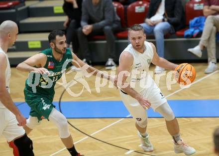 Basketball 2. Liga 2023/2024. Grunddurchgang 2. Runde.  KOS Celovec gegen Dornbirn Lions.  Tim Huber (KOS), Apostolos Kalantzis  (Dornbirn). Klagenfurt, am 14.10.2023.
Foto: Kuess
www.qspictures.net
---
pressefotos, pressefotografie, kuess, qs, qspictures, sport, bild, bilder, bilddatenbank