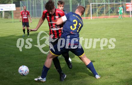 Fussball. 1. Klasse B. Arnoldstein gegen Noetsch.  Roman Binter  (Arnoldstein),  Marcel Hubert Hecher  (Noetsch).  Arnoldstein, am 14.10.2023.
Foto: Kuess
---
pressefotos, pressefotografie, kuess, qs, qspictures, sport, bild, bilder, bilddatenbank