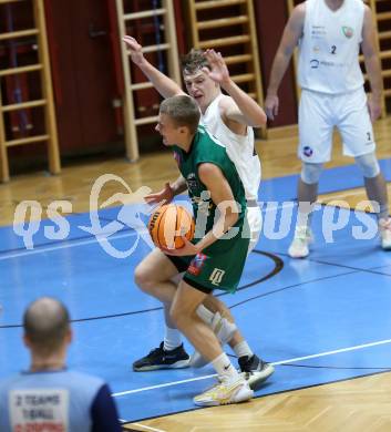 Basketball 2. Liga 2023/2024. Grunddurchgang 2. Runde.  KOS Celovec gegen Dornbirn Lions.  Samuel Seher (KOS),  Markuss Kudrjavcevs (Dornbirn). Klagenfurt, am 14.10.2023.
Foto: Kuess
www.qspictures.net
---
pressefotos, pressefotografie, kuess, qs, qspictures, sport, bild, bilder, bilddatenbank