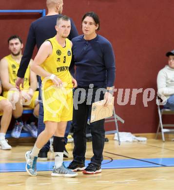 Basketball 2. Liga 2023/2024. Grunddurchgang 3. Runde.  Woerthersee Piraten gegen Kufstein Towers.  Jernej Andolsek Heine, , Trainer Andreas Kuttnig (Piraten),. Klagenfurt, am 21.10.2023.
Foto: Kuess
www.qspictures.net
---
pressefotos, pressefotografie, kuess, qs, qspictures, sport, bild, bilder, bilddatenbank