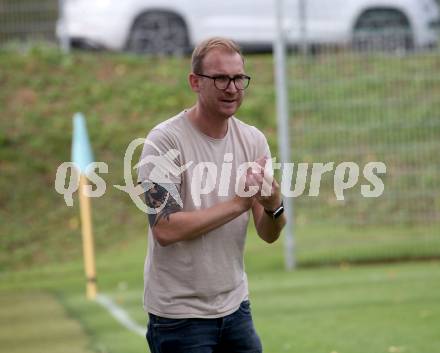 Fussball. Kaerntner Liga. Landskron gegen Koettmannsdorf.  Trainer Markus Uran  (Koettmannsdorf).  Landskron, 21.10.2023.
Foto: Kuess
www.qspictures.net
---
pressefotos, pressefotografie, kuess, qs, qspictures, sport, bild, bilder, bilddatenbank