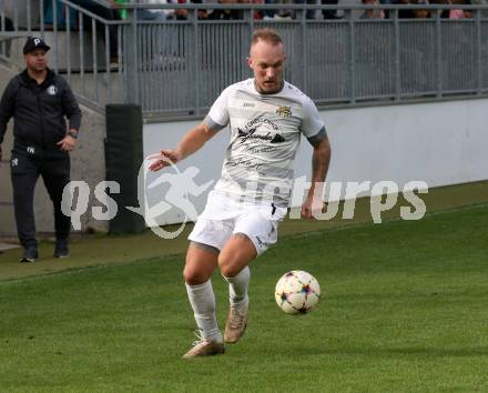 Fussball. Kaerntner Liga. Landskron gegen Koettmannsdorf.   Aner Mandzic  (Koettmannsdorf).  Landskron, 21.10.2023.
Foto: Kuess
www.qspictures.net
---
pressefotos, pressefotografie, kuess, qs, qspictures, sport, bild, bilder, bilddatenbank