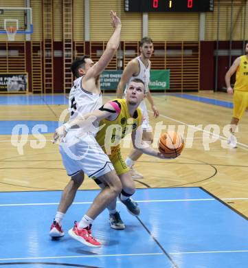 Basketball 2. Liga 2023/2024. Grunddurchgang 3. Runde.  Woerthersee Piraten gegen Kufstein Towers. Jernej Andolsek Heine,  (Piraten), Aleix Pujadas  (Kufstein). Klagenfurt, am 21.10.2023.
Foto: Kuess
www.qspictures.net
---
pressefotos, pressefotografie, kuess, qs, qspictures, sport, bild, bilder, bilddatenbank