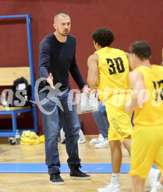 Basketball 2. Liga 2023/2024. Grunddurchgang 3. Runde.  Woerthersee Piraten gegen Kufstein Towers. Rasid Mahalbasic (Piraten). Klagenfurt, am 21.10.2023.
Foto: Kuess
www.qspictures.net
---
pressefotos, pressefotografie, kuess, qs, qspictures, sport, bild, bilder, bilddatenbank