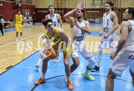 Basketball 2. Liga 2023/2024. Grunddurchgang 3. Runde.  Woerthersee Piraten gegen Kufstein Towers. Alexander Pirker, (Piraten), Florian Koeppl   (Kufstein). Klagenfurt, am 21.10.2023.
Foto: Kuess
www.qspictures.net
---
pressefotos, pressefotografie, kuess, qs, qspictures, sport, bild, bilder, bilddatenbank