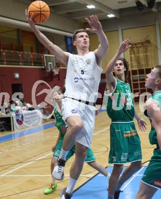 Basketball 2. Liga 2023/2024. Grunddurchgang 4. Runde.  KOS Celovec gegen Future Team Steiermark. Andi Smrtnik (KOS),  Phillip Bliem (Steiermark). Klagenfurt, am 26.10.2023.
Foto: Kuess
www.qspictures.net
---
pressefotos, pressefotografie, kuess, qs, qspictures, sport, bild, bilder, bilddatenbank