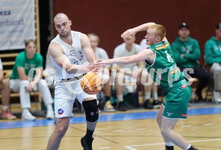 Basketball 2. Liga 2023/2024. Grunddurchgang 4. Runde.  KOS Celovec gegen Future Team Steiermark. Anton Marusic (KOS),  Lorenz Breitenberger (Steiermark). Klagenfurt, am 26.10.2023.
Foto: Kuess
www.qspictures.net
---
pressefotos, pressefotografie, kuess, qs, qspictures, sport, bild, bilder, bilddatenbank