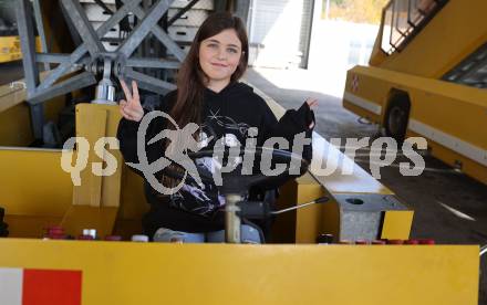 Fussball Bundesliga. SK Austria Klagenfurt. Flughafen Betriebsbesichtigung. Autogrammstunde. Klagenfurt, am 26.10.2023.
Foto: Kuess
www.qspictures.net
---
pressefotos, pressefotografie, kuess, qs, qspictures, sport, bild, bilder, bilddatenbank