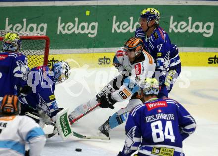 EBEL. Eishockey Bundesliga. EC VSV gegen Black Wings Linz.  Jean Philippe Lamoureux,Philipp Lindner, (VSV),  Sean Brendan Collins   (Linz). Villach, am 27.10.2023
Foto: Kuess
www.qspictures.net
---
pressefotos, pressefotografie, kuess, qs, qspictures, sport, bild, bilder, bilddatenbank