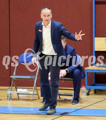 Basketball  2023/2024. Basketball Austria Cup.  Woerthersee Piraten gegen Traiskirchen Lions.  Trainer Radomir Mijanovic (Traiskirchen). Klagenfurt, am 28.10.2023.
Foto: Kuess
www.qspictures.net
---
pressefotos, pressefotografie, kuess, qs, qspictures, sport, bild, bilder, bilddatenbank