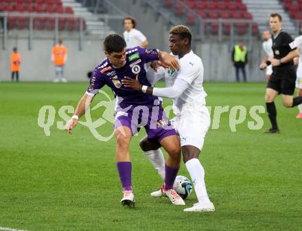 Fussball Bundesliga. SK Austria Klagenfurt gegen WSG Tirol.  Nikola Djoric (Klagenfurt),  Mahamadou Diarra  (Tirol).  Klagenfurt, am 28.10.2023.
Foto: Kuess
www.qspictures.net
---
pressefotos, pressefotografie, kuess, qs, qspictures, sport, bild, bilder, bilddatenbank