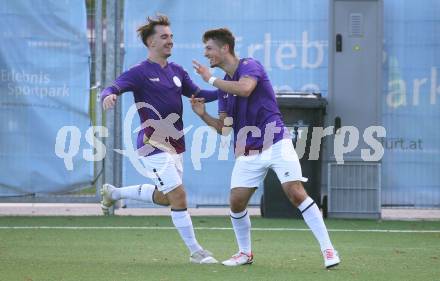 Fussball Kaerntner Liga. SK Austria Klagenfurt gegen SAK. Torjubel Nico Daniel Taschwer, Nemanja Pavicevic (Austria Klagenfurt),  Klagenfurt, am 28.10.2023.
Foto: Kuess
---
pressefotos, pressefotografie, kuess, qs, qspictures, sport, bild, bilder, bilddatenbank