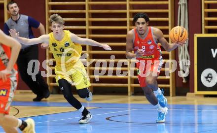 Basketball  2023/2024. Basketball Austria Cup.  Woerthersee Piraten gegen Traiskirchen Lions.  Emilio Rozmann (Piraten), Obinna Anthony Ndukwe  (Traiskirchen). Klagenfurt, am 28.10.2023.
Foto: Kuess
www.qspictures.net
---
pressefotos, pressefotografie, kuess, qs, qspictures, sport, bild, bilder, bilddatenbank