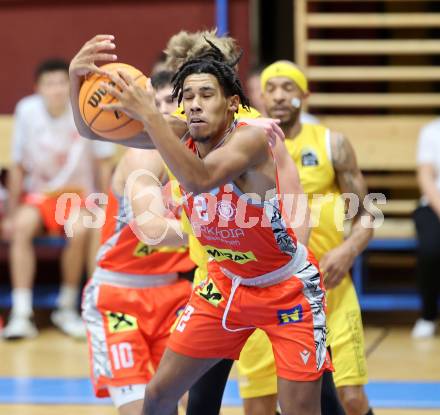 Basketball  2023/2024. Basketball Austria Cup.  Woerthersee Piraten gegen Traiskirchen Lions.  Obinna Anthony Ndukwe (Traiskirchen). Klagenfurt, am 28.10.2023.
Foto: Kuess
www.qspictures.net
---
pressefotos, pressefotografie, kuess, qs, qspictures, sport, bild, bilder, bilddatenbank