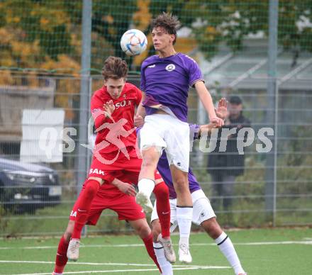 Fussball Kaerntner Liga. SK Austria Klagenfurt gegen SAK. Matteo Kitz (Austria Klagenfurt), Jan Sasa Ogris-Martic (SAK). Klagenfurt, am 28.10.2023.
Foto: Kuess
---
pressefotos, pressefotografie, kuess, qs, qspictures, sport, bild, bilder, bilddatenbank