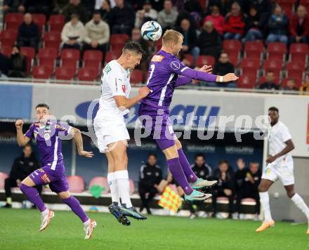 Fussball Bundesliga. SK Austria Klagenfurt gegen WSG Tirol.  Florian Jaritz  (Klagenfurt),    Felix Bacher (Tirol).  Klagenfurt, am 28.10.2023.
Foto: Kuess
www.qspictures.net
---
pressefotos, pressefotografie, kuess, qs, qspictures, sport, bild, bilder, bilddatenbank