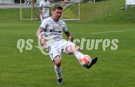 Fussball. Kaerntner Liga. Koettmannsdorf gegen Donau.  Ziga Erzen  (Koettmanndorf). Koettmannsdorf, 29.10.2023.
Foto: Kuess
www.qspictures.net
---
pressefotos, pressefotografie, kuess, qs, qspictures, sport, bild, bilder, bilddatenbank