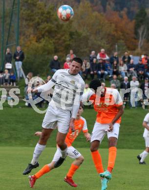 Fussball. Kaerntner Liga. Koettmannsdorf gegen Donau.   Matteo Juvan (Koettmanndorf),    
Androw Ibrahim (Donau). Koettmannsdorf, 29.10.2023.
Foto: Kuess
www.qspictures.net
---
pressefotos, pressefotografie, kuess, qs, qspictures, sport, bild, bilder, bilddatenbank