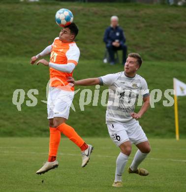 Fussball. Kaerntner Liga. Koettmannsdorf gegen Donau.  Michael Jakopitsch  (Koettmanndorf),  Damjan Jovanovic  (Donau). Koettmannsdorf, 29.10.2023.
Foto: Kuess
www.qspictures.net
---
pressefotos, pressefotografie, kuess, qs, qspictures, sport, bild, bilder, bilddatenbank