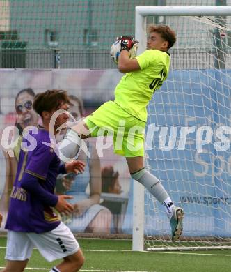 Fussball Kaerntner Liga. SK Austria Klagenfurt gegen SAK.  David Puntigam (Austria Klagenfurt),  Klagenfurt, am 28.10.2023.
Foto: Kuess
---
pressefotos, pressefotografie, kuess, qs, qspictures, sport, bild, bilder, bilddatenbank