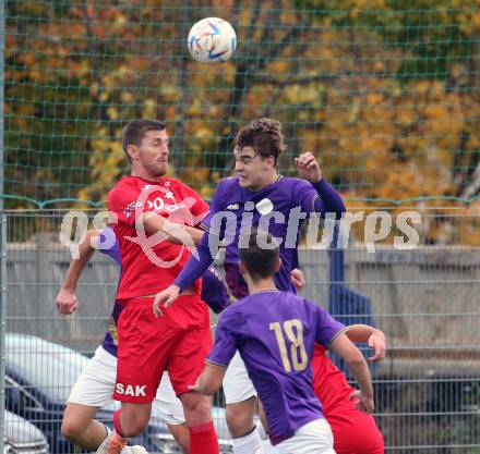 Fussball Kaerntner Liga. SK Austria Klagenfurt gegen SAK.  Marius Maierhofer,  (Austria Klagenfurt),  Leo Ejup (SAK). Klagenfurt, am 28.10.2023.
Foto: Kuess
---
pressefotos, pressefotografie, kuess, qs, qspictures, sport, bild, bilder, bilddatenbank