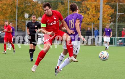 Fussball Kaerntner Liga. SK Austria Klagenfurt gegen SAK.  Nemanja Pavicevic, (Austria Klagenfurt), Roman Sadnek   (SAK). Klagenfurt, am 28.10.2023.
Foto: Kuess
---
pressefotos, pressefotografie, kuess, qs, qspictures, sport, bild, bilder, bilddatenbank