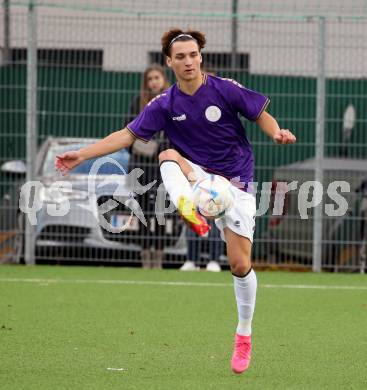 Fussball Kaerntner Liga. SK Austria Klagenfurt gegen SAK.  Tristan Schoppitsch (Austria Klagenfurt),  Klagenfurt, am 28.10.2023.
Foto: Kuess
---
pressefotos, pressefotografie, kuess, qs, qspictures, sport, bild, bilder, bilddatenbank