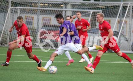 Fussball Kaerntner Liga. SK Austria Klagenfurt gegen SAK. Alexander Killar, (Austria Klagenfurt),  Toni Dullnig   (SAK). Klagenfurt, am 28.10.2023.
Foto: Kuess
---
pressefotos, pressefotografie, kuess, qs, qspictures, sport, bild, bilder, bilddatenbank