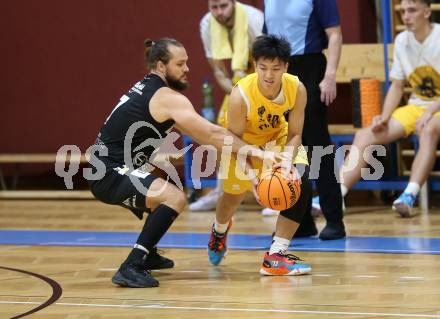 Basketball 2. Liga 2023/2024. Grunddurchgang 5. Runde.  Woerthersee Piraten gegen Guessing Blackbirds.  Levin Hu (Piraten),  Florian Poecksteiner (Guessing). Klagenfurt, am 4.11.2023.
Foto: Kuess
www.qspictures.net
---
pressefotos, pressefotografie, kuess, qs, qspictures, sport, bild, bilder, bilddatenbank