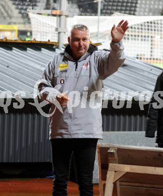 Fussball Bundesliga. WAC gegen SK Austria Klagenfurt.   Trainer Peter Pacult  (Klagenfurt).  Wolfsberg, am 4.11.2023.
Foto: Kuess
www.qspictures.net
---
pressefotos, pressefotografie, kuess, qs, qspictures, sport, bild, bilder, bilddatenbank