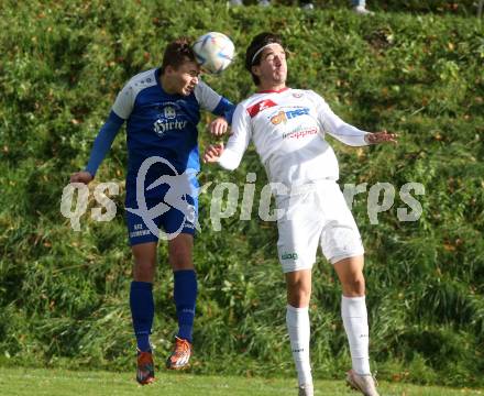 Fussball Unterliga Ost. Maria Saal gegen Annabichler SV.  Jakov Mrsic, (Maria Saal),  Felix Stefan Marko    (ASV). Maria Saal, am 4.11.2023.
Foto: Kuess
www.qspictures.net
---
pressefotos, pressefotografie, kuess, qs, qspictures, sport, bild, bilder, bilddatenbank