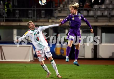 Fussball Bundesliga. WAC gegen SK Austria Klagenfurt.  Simon Piesinger, (WAC),  Aaron Sky Schwarz    (Klagenfurt).  Wolfsberg, am 4.11.2023.
Foto: Kuess
www.qspictures.net
---
pressefotos, pressefotografie, kuess, qs, qspictures, sport, bild, bilder, bilddatenbank