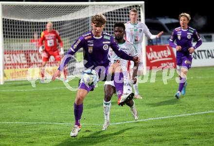 Fussball Bundesliga. WAC gegen SK Austria Klagenfurt. Samson Okikiola Tijani,    (WAC),     Jannik Robatsch (Klagenfurt).  Wolfsberg, am 4.11.2023.
Foto: Kuess
www.qspictures.net
---
pressefotos, pressefotografie, kuess, qs, qspictures, sport, bild, bilder, bilddatenbank