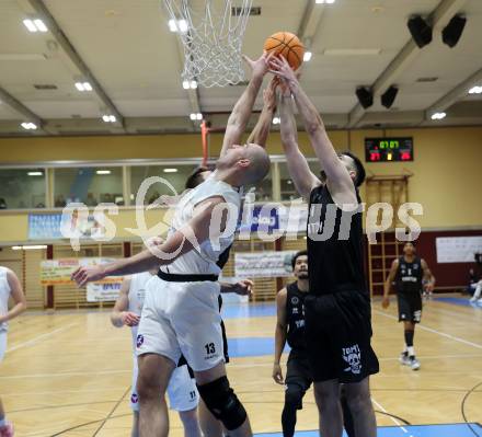 Basketball 2. Liga 2023/2024. Grunddurchgang 6. Runde.  KOS Celovec gegen Woerthersee Piraten.. Anton Marusic  (KOS),  Marin Sliskovic  (Piraten). Klagenfurt, am 11.11.2023.
Foto: Kuess
www.qspictures.net
---
pressefotos, pressefotografie, kuess, qs, qspictures, sport, bild, bilder, bilddatenbank