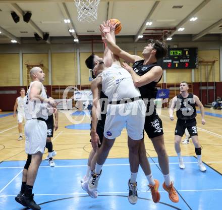 Basketball 2. Liga 2023/2024. Grunddurchgang 6. Runde.  KOS Celovec gegen Woerthersee Piraten.. Stefan Blazevic  (KOS),  Alexander Pirker  (Piraten). Klagenfurt, am 11.11.2023.
Foto: Kuess
www.qspictures.net
---
pressefotos, pressefotografie, kuess, qs, qspictures, sport, bild, bilder, bilddatenbank