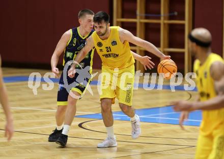 Basketball 2. Liga 2023/2024. Grunddurchgang 7. Runde.  Woerthersee Piraten gegen Future Team Steiermark..  Marin Sliskovic (Piraten),  Fran Vidovic  (Steiermark). Klagenfurt, am 17.11.2023.
Foto: Kuess
www.qspictures.net
---
pressefotos, pressefotografie, kuess, qs, qspictures, sport, bild, bilder, bilddatenbank