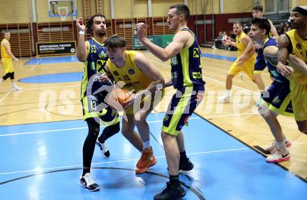 Basketball 2. Liga 2023/2024. Grunddurchgang 7. Runde.  Woerthersee Piraten gegen Future Team Steiermark.. Alexander Pirker  (Piraten),  Nikhil Sacher, Benedict von Housewald  (Steiermark). Klagenfurt, am 17.11.2023.
Foto: Kuess
www.qspictures.net
---
pressefotos, pressefotografie, kuess, qs, qspictures, sport, bild, bilder, bilddatenbank