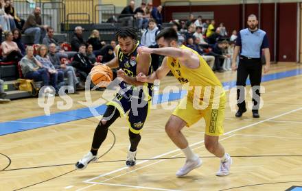 Basketball 2. Liga 2023/2024. Grunddurchgang 7. Runde.  Woerthersee Piraten gegen Future Team Steiermark.. Marin Sliskovic  (Piraten),   Nikhil Sacher (Steiermark). Klagenfurt, am 17.11.2023.
Foto: Kuess
www.qspictures.net
---
pressefotos, pressefotografie, kuess, qs, qspictures, sport, bild, bilder, bilddatenbank