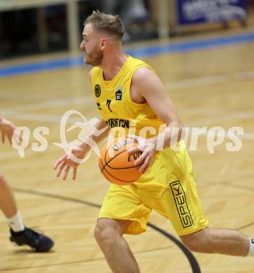 Basketball 2. Liga 2023/2024. Grunddurchgang 7. Runde.  Woerthersee Piraten gegen Future Team Steiermark..  Daniel Filipovic (Piraten),  Klagenfurt, am 17.11.2023.
Foto: Kuess
www.qspictures.net
---
pressefotos, pressefotografie, kuess, qs, qspictures, sport, bild, bilder, bilddatenbank