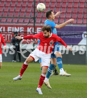 Fussball Laenderspiel Amateure. Oesterreich gegen Slowenien.  Thomas Herrklotz,  (AUT),   Nejc Doplihar (SLO). Klagenfurt, am 26.11.2023.
Foto: Kuess
www.qspictures.net
---
pressefotos, pressefotografie, kuess, qs, qspictures, sport, bild, bilder, bilddatenbank