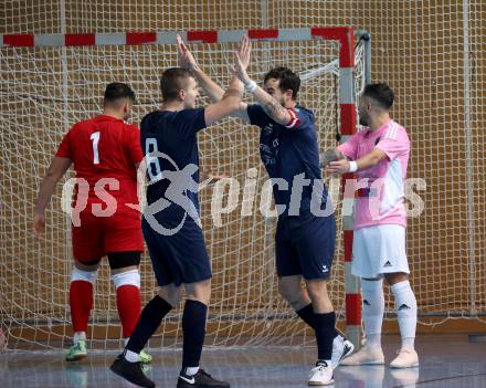 Futsal. Carinthia Flamengo Futsal Club gegen LPSV-Kaernten.  Torjubel  Senad Huseinbasic, Nemanja Lukic, (LPSV). Klagenfurt, 26.11.2023.
Foto: Kuess
www.qspictures.net
---
pressefotos, pressefotografie, kuess, qs, qspictures, sport, bild, bilder, bilddatenbank