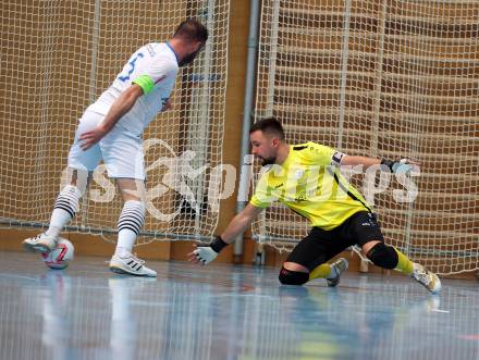 Futsal. FUTSAL versli.at Klagenfurt gegen FC Diamant Linz.   Vladimir Kajkut (Klagenfurt),  Endi Nuhanovic  (Linz). Klagenfurt, 26.11.2023.
Foto: Kuess
www.qspictures.net
---
pressefotos, pressefotografie, kuess, qs, qspictures, sport, bild, bilder, bilddatenbank