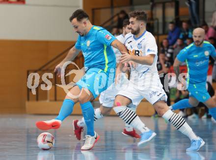 Futsal. FUTSAL versli.at Klagenfurt gegen FC Diamant Linz.  Vahid Muharemovic  (Klagenfurt),    Sanel Skrgic (Linz). Klagenfurt, 26.11.2023.
Foto: Kuess
www.qspictures.net
---
pressefotos, pressefotografie, kuess, qs, qspictures, sport, bild, bilder, bilddatenbank