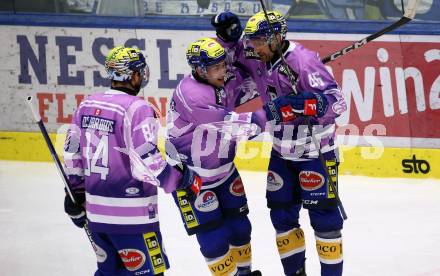 EBEL. Eishockey Bundesliga. EC VSV gegen HK Olimpija Ljubljana.   Torjubel Alex Wall, Andrew Desjardins, Benjamin Lanzinger (VSV). Villach, am 28.11.2023
Foto: Kuess
www.qspictures.net
---
pressefotos, pressefotografie, kuess, qs, qspictures, sport, bild, bilder, bilddatenbank